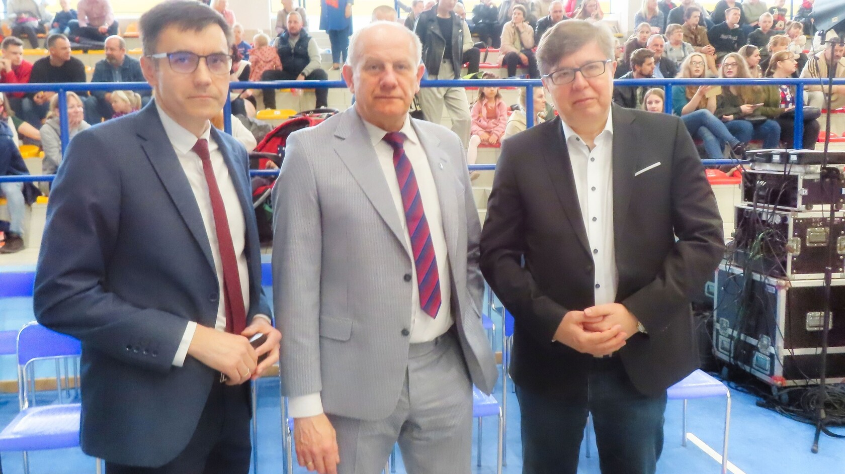 Od lewej: Przewodniczący Rady Gminy Witold Szmidtke, Burmistrz Wojciech Kankowski, Poseł Tadeusz Aziewicz